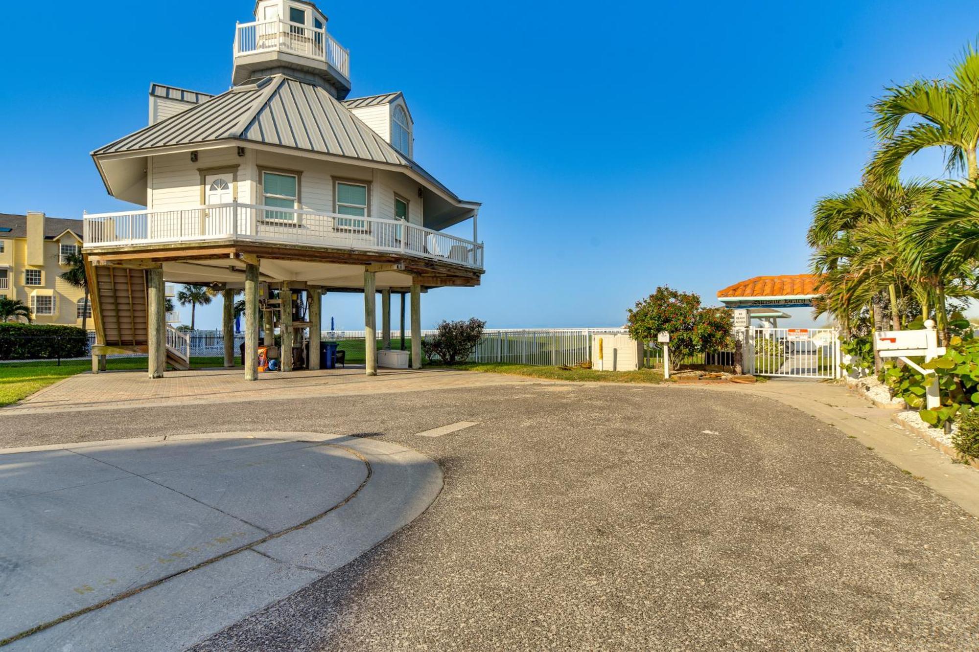 Redington Shores Retreat - Walk To Beach Access! شاطئ كليرووتر المظهر الخارجي الصورة