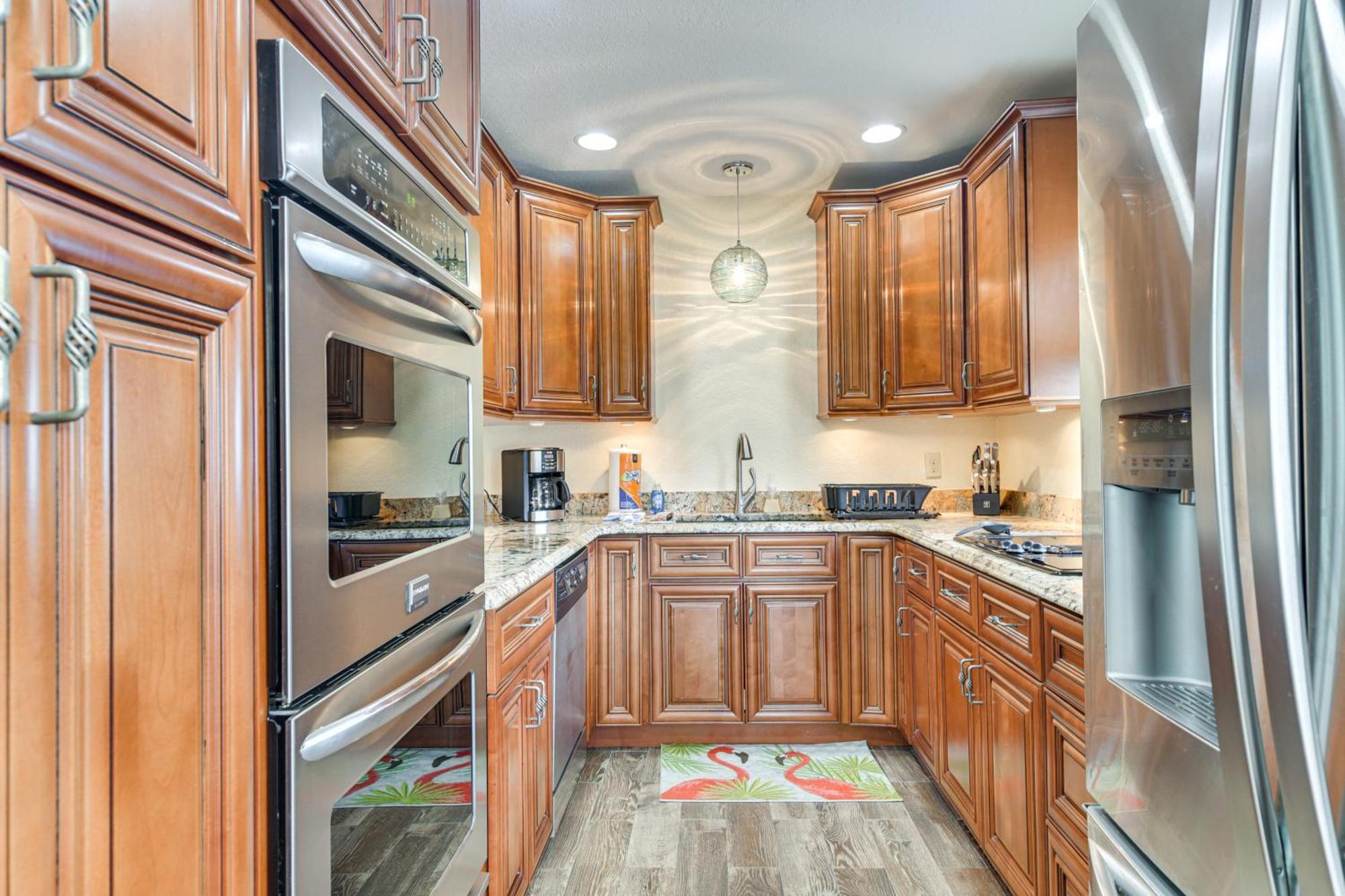 Redington Shores Retreat - Walk To Beach Access! شاطئ كليرووتر المظهر الخارجي الصورة
