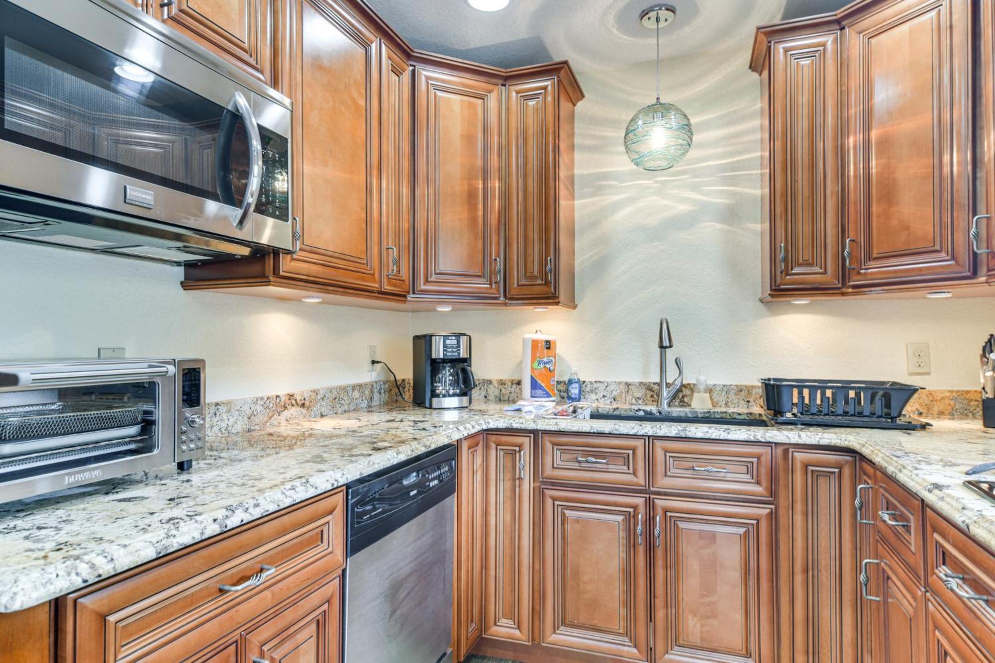 Redington Shores Retreat - Walk To Beach Access! شاطئ كليرووتر المظهر الخارجي الصورة