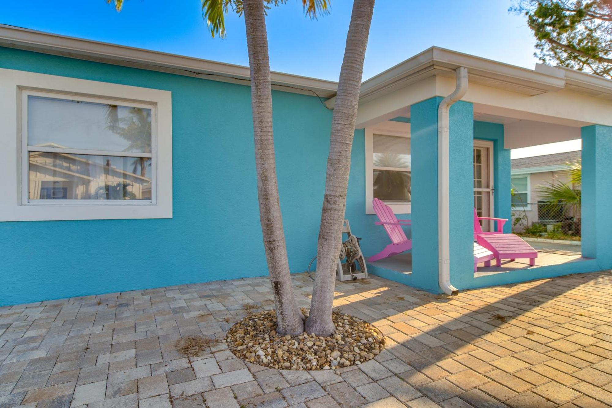 Redington Shores Retreat - Walk To Beach Access! شاطئ كليرووتر المظهر الخارجي الصورة